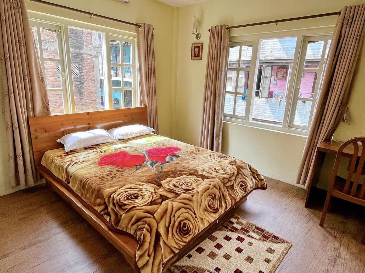 Rooftop Studio And 2Bhk Apartments In Kathmandu'S Most Happening Place Экстерьер фото